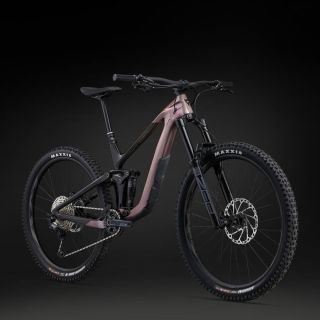 REIGN SUPREME - nový Giant Reign Advanced PRO. . #ReignSupreme #RideUnleashed #GiantReign #newBikeDay #FineBike #bikeShop...